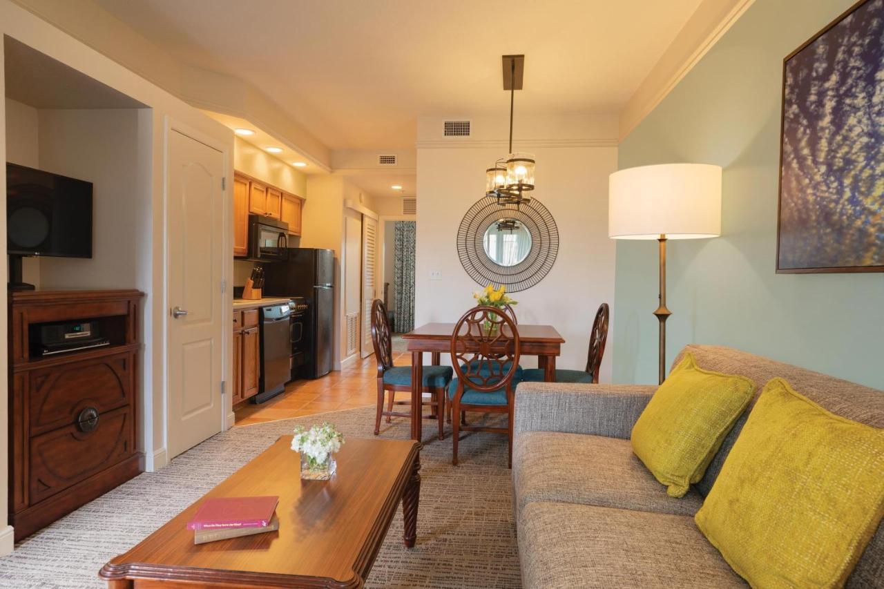 One-Bedroom Smaller Villa with King and Sofa Bed and Balcony,1709802924:JPEG