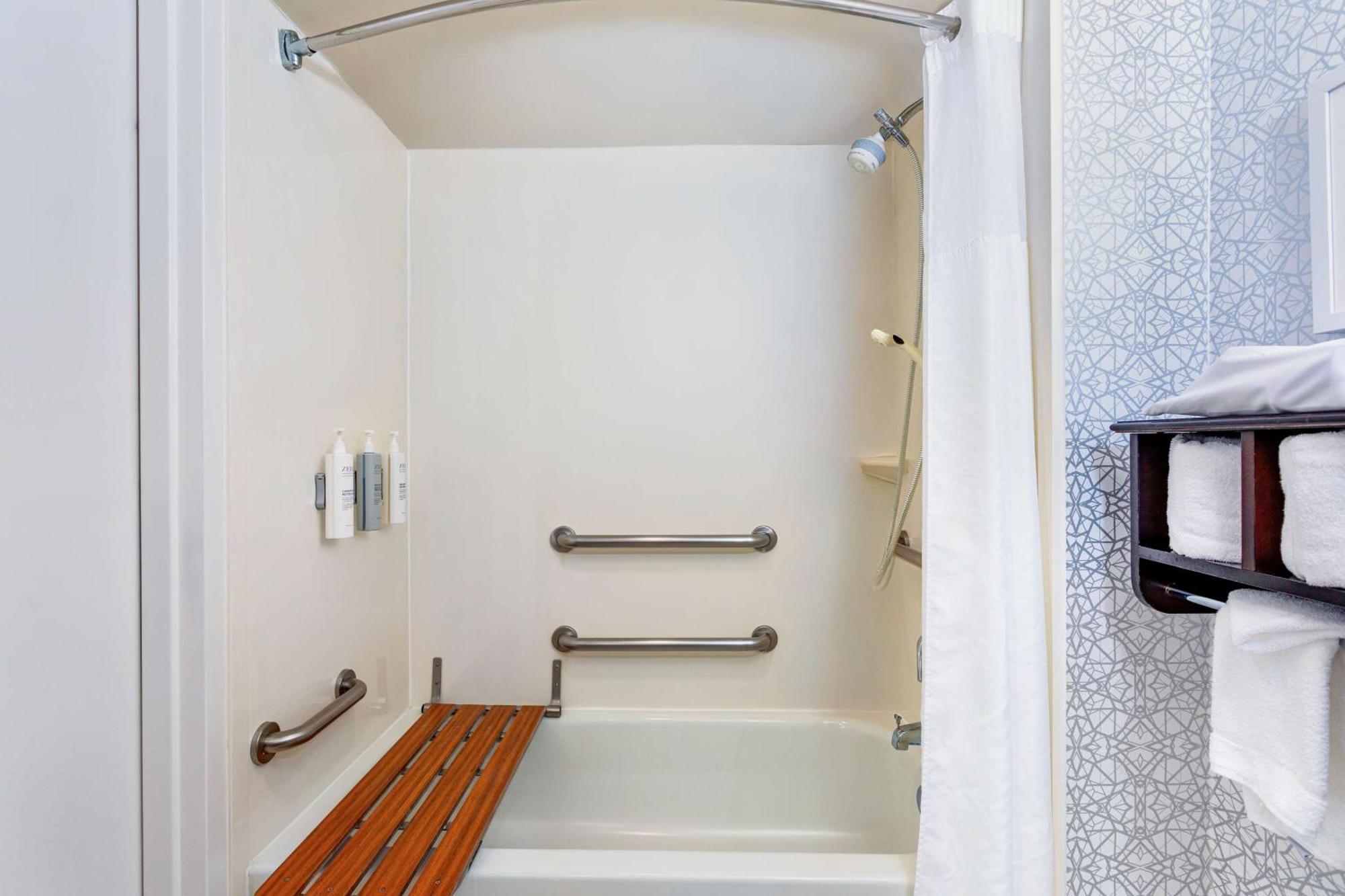 Quarto com 2 Camas Queen-Size - Não Fumantes