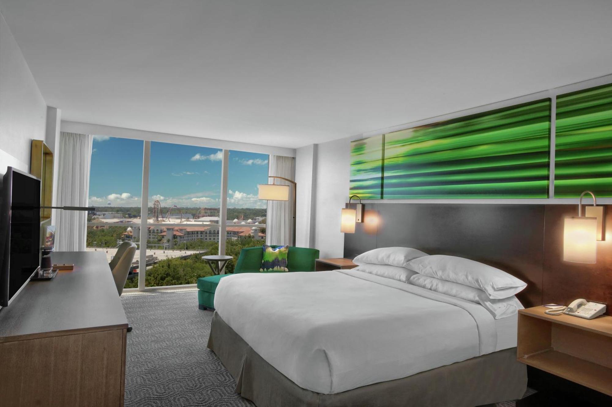 King Room with View - Non-Smoking,1765817739:JPEG