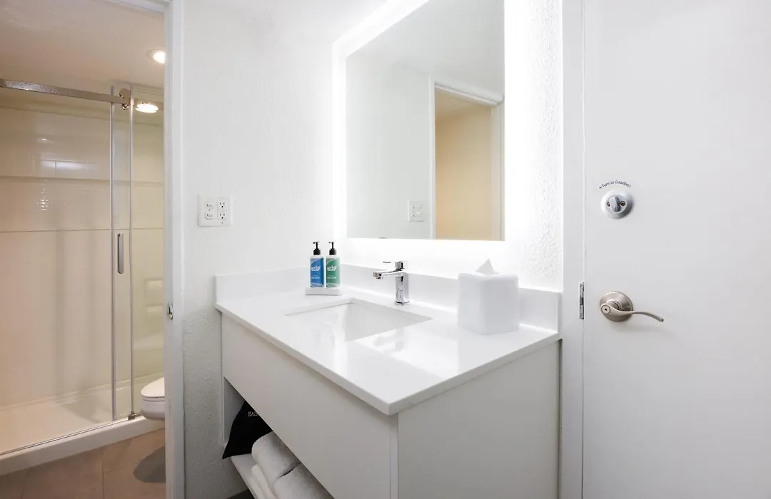 Coco Key Hotel & Water Park Resort-1
