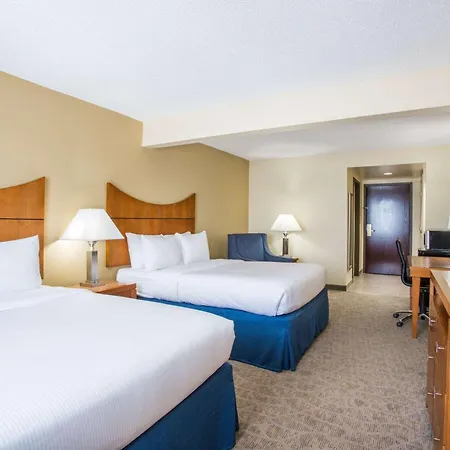 Wingate By Wyndham, Universal Studios - Free Theme Park Shuttle-3