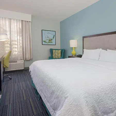 Hampton Inn Orlando Near Universal Blv/International Dr-3