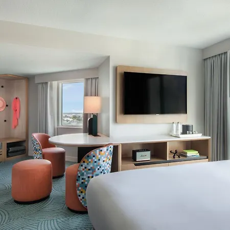 Hotel Landy Orlando Universal Blvd., A Tribute Portfolio Hotel-3